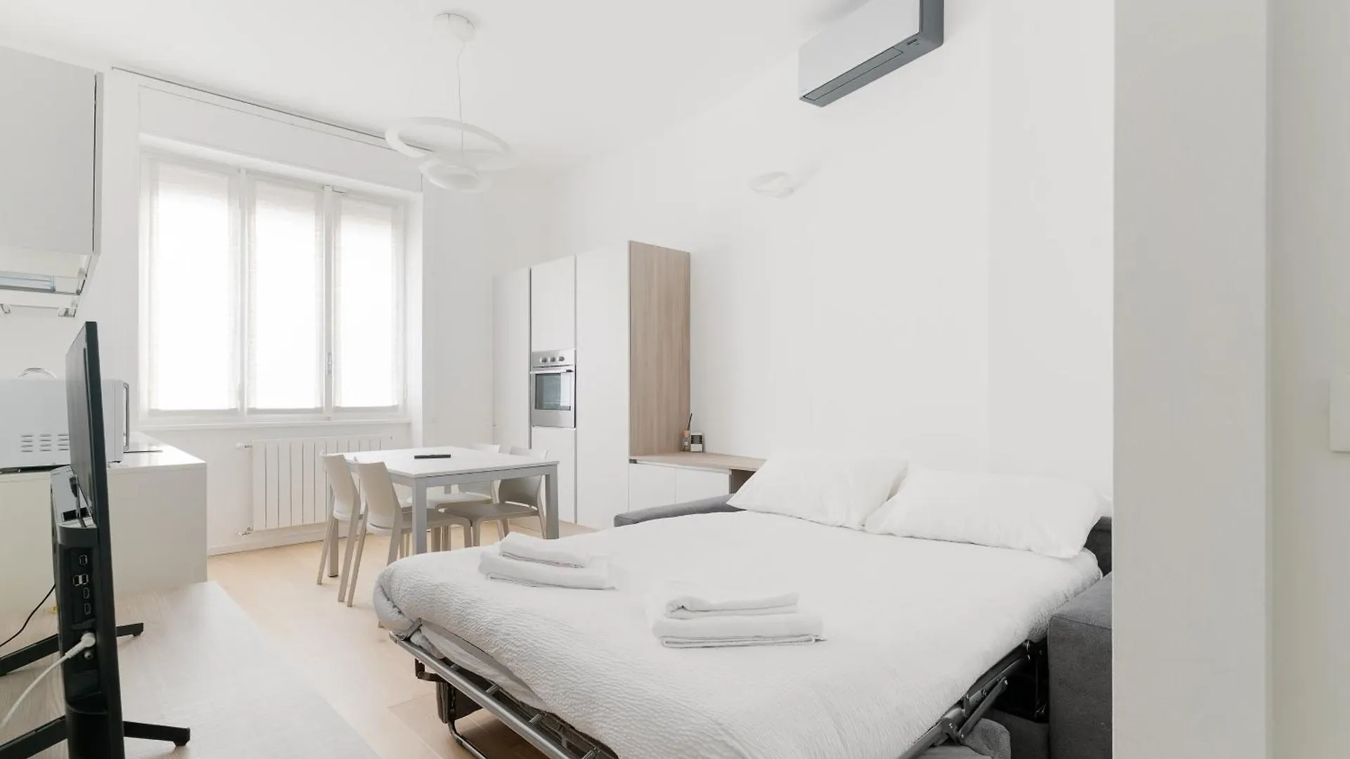Apartment Porta Romana - Luminoso Bilocale Milan